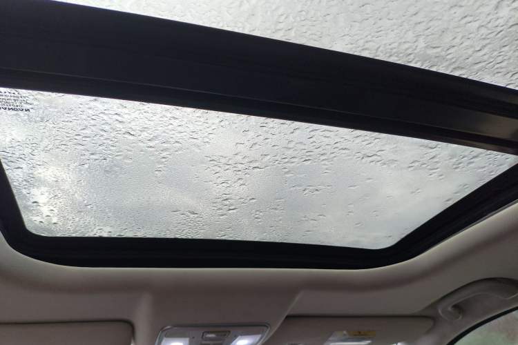 Used CHANGAN OSHAN X5 2021 1.5T DCT Prestige Edition Headliner