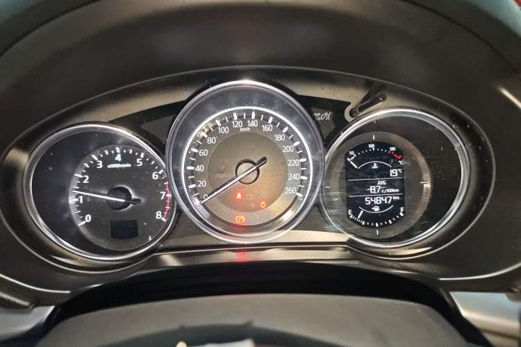 Used Mazda CX-5 2017 2.0L Manual Two-Wheel Drive Comfort Version China V Standard
