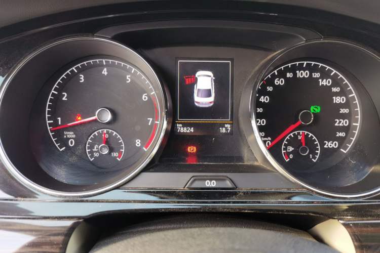 Used Volkswagen Lamando 2017 280TSI DSG Luxury Edition
