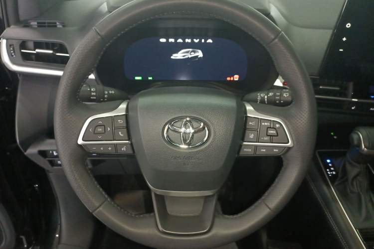 Used Toyota Granvia 2024 2.5L Hybrid Prestige PLUS Four-Wheel Drive Version