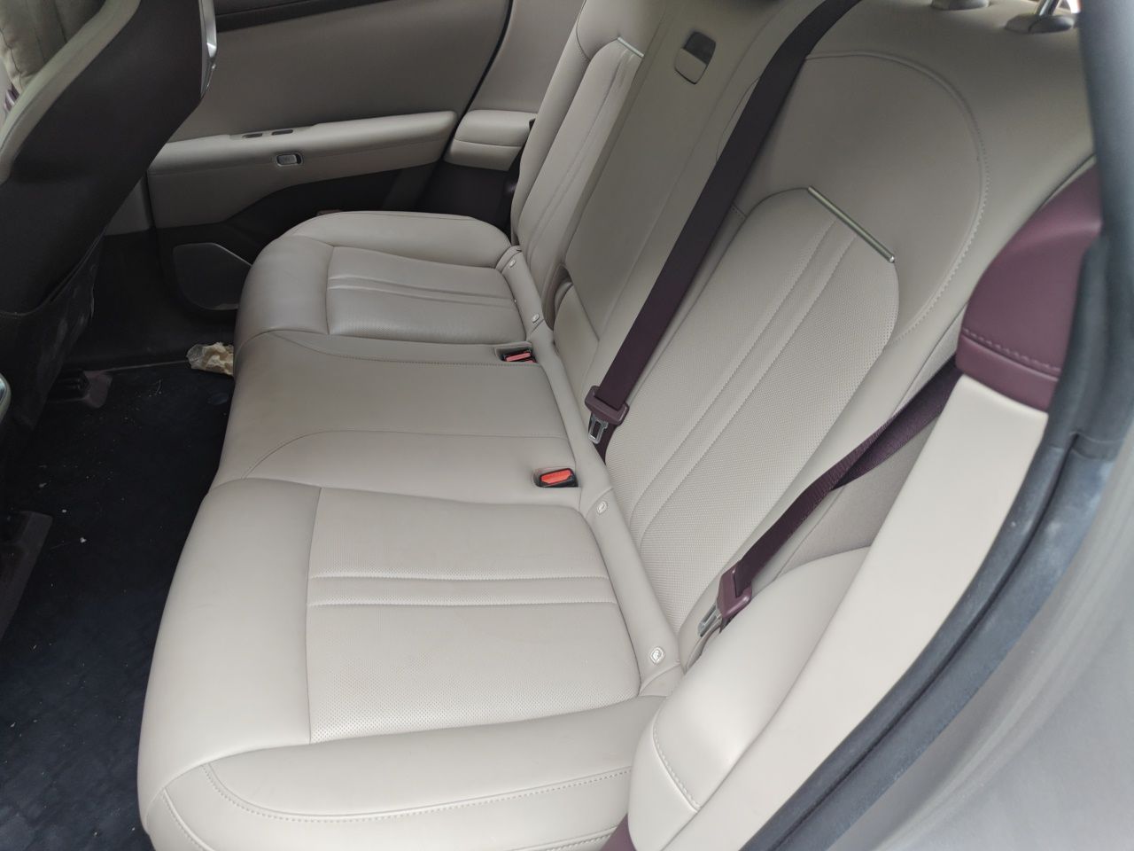 Xiaomi Auto YU7 2025 Ultra-Long Range Rear-Wheel Drive Version — снимка 17