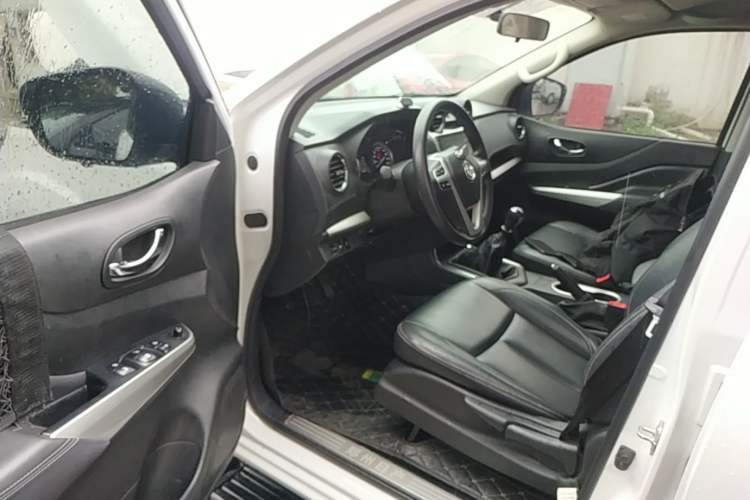 Used Dongfeng Palazzo 2021 1.8T Manual 4x4 Elite Edition Driver Seat