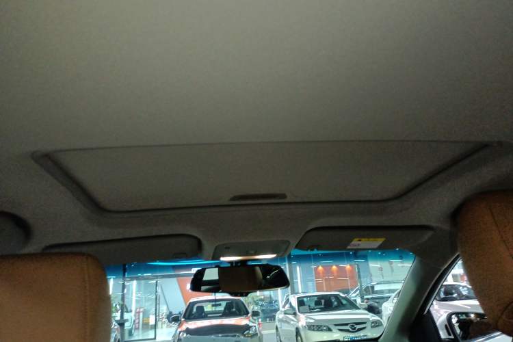 Used Buick Excelle GX 2018 18T Automatic Flagship Model
