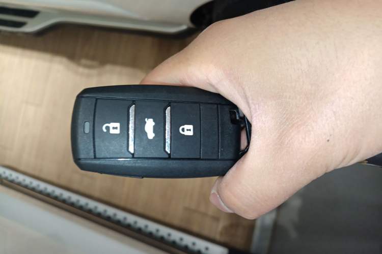 Used CHANGAN CS75 2014 1.8T Automatic Elite Version China V Standard
