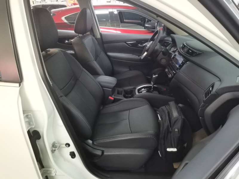 Used Nissan X-Trail 2022 Revised Version 2.0L Two-Wheel Drive Smart Connect & Comfort Edition — 24