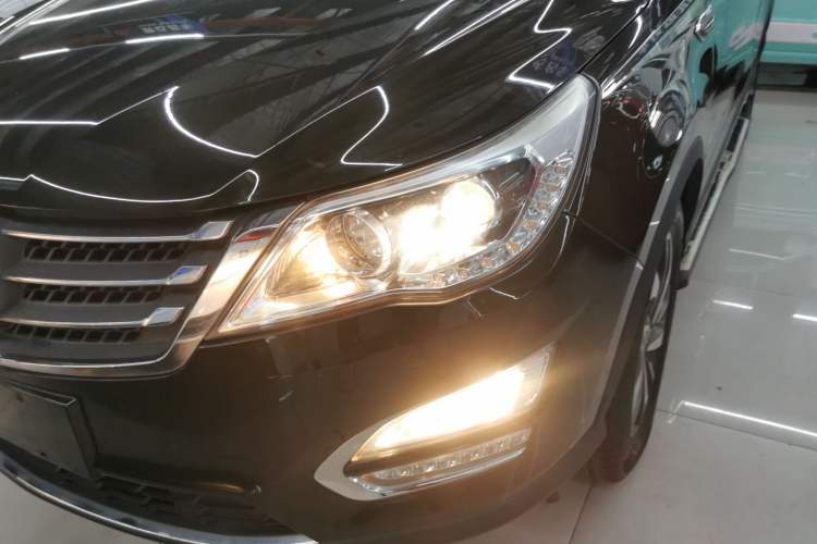 Used Baojun 560 2016 1.8L Manual Luxury Edition
