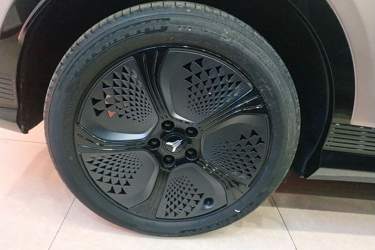 Used VOYAH COURAGE 2024 Ultra-Long Range Smart Enjoyment Version
