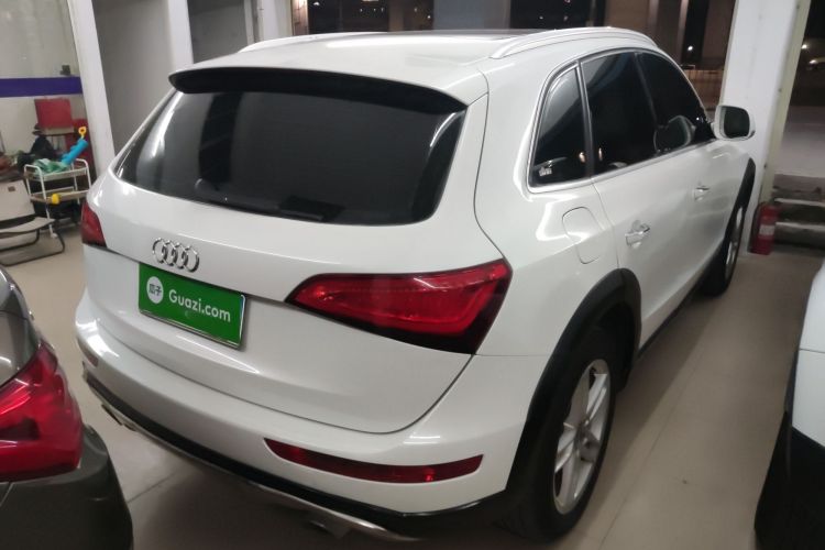 Used Audi Q5 2017 Plus 40 TFSI Technology Model

