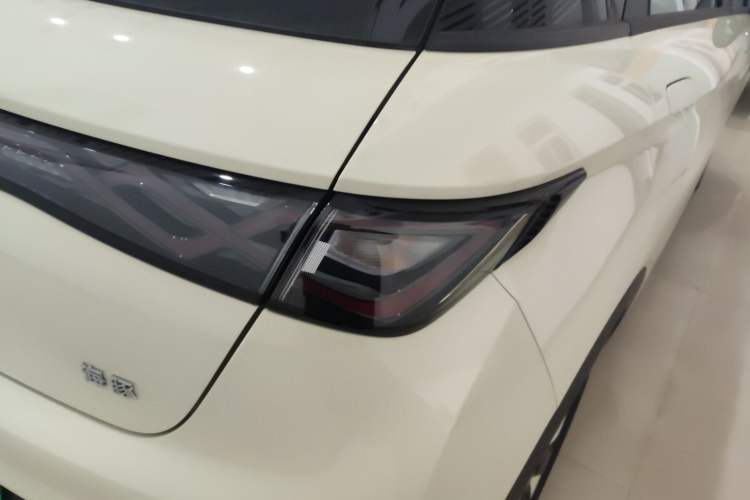 Used BYD Dolphin 2025 420km Free Edition
