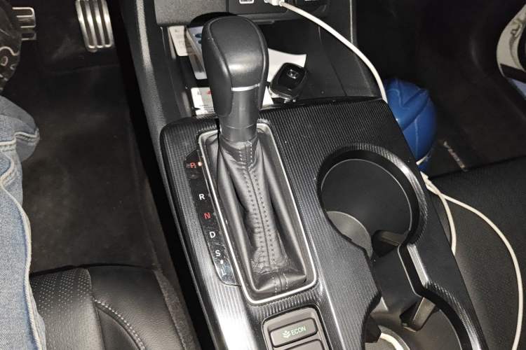 Used Honda Integra 2023 HATCHBACK 240TURBO CVT Phantom Night Luxury Edition Gear Lever