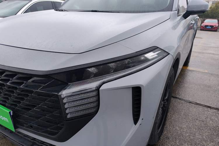 Used Venucia V 2023 260T Idol Edition Pro