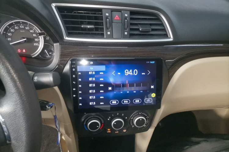 Used Suzuki Alivio 2015 1.6L Automatic Comfort Model
