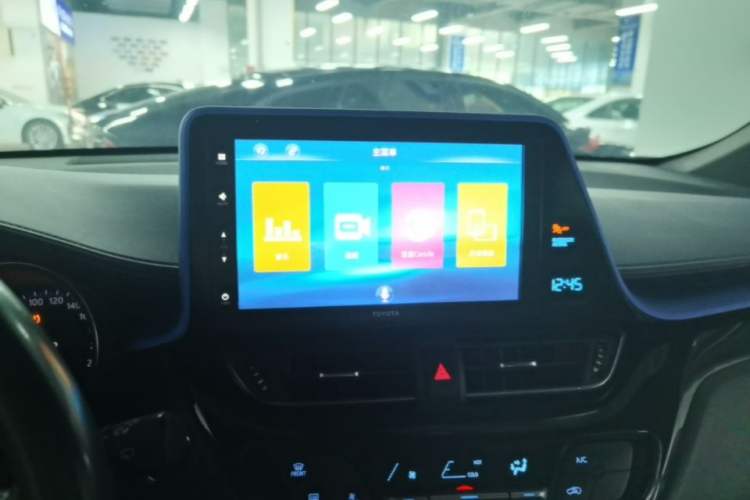 Used Toyota IZOA 2018 2.0L Yichi Edition China V Standard
