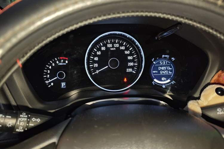 Used Honda Vezel 2017 1.8L CVT Front-Wheel Drive Pioneer Edition