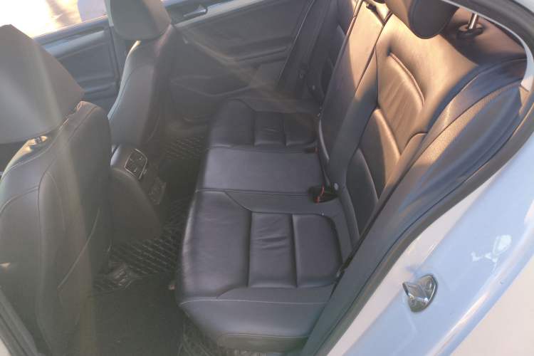 Used Volkswagen Sagitar 2016 230TSI 25th Anniversary Edition Left Rear Seat