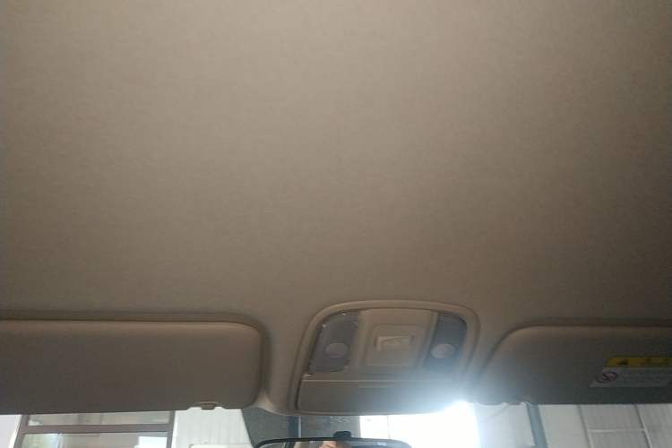 Used Kia Sportage R 2018 2.0L Manual Fashion Edition China V Standard Headliner