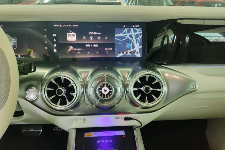 Used Cyberspace Tank 300 2021 2.0T Cyber Tank
