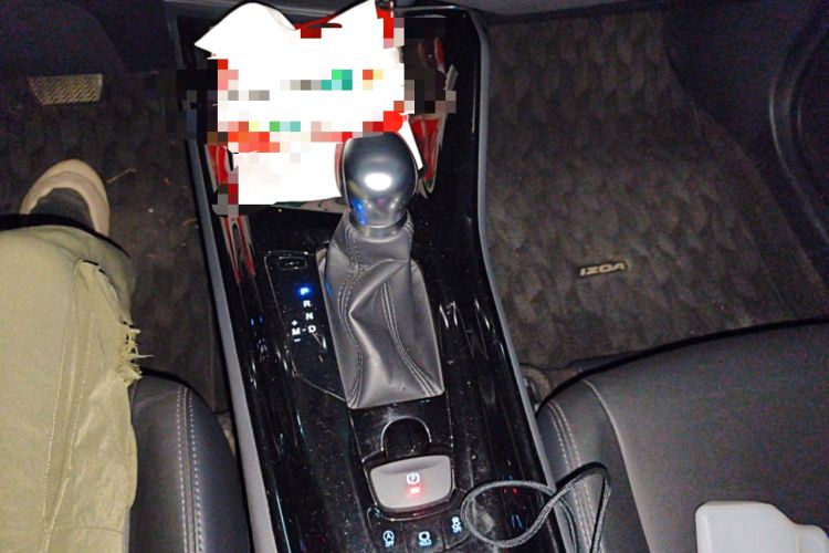 Used Toyota IZOA 2020 2.0L Yichi Version