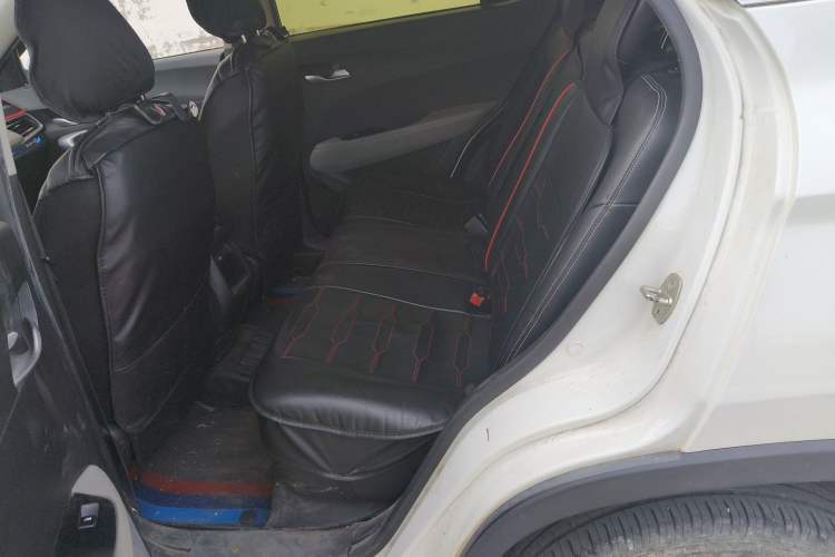 Used Baojun 510 2017 1.5L Manual Fashion Model
