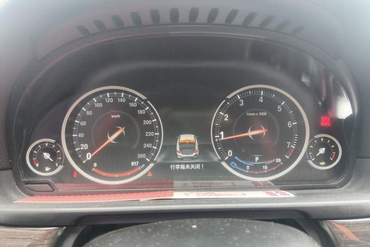 Used BMW 5 Series 2014 525Li Luxury Design Package
