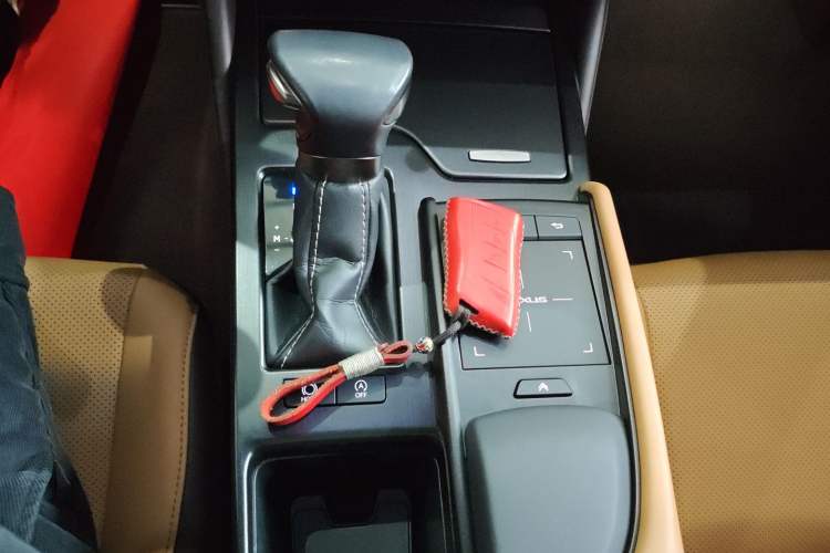 Used Lexus ES 2020 200 Excellence Edition