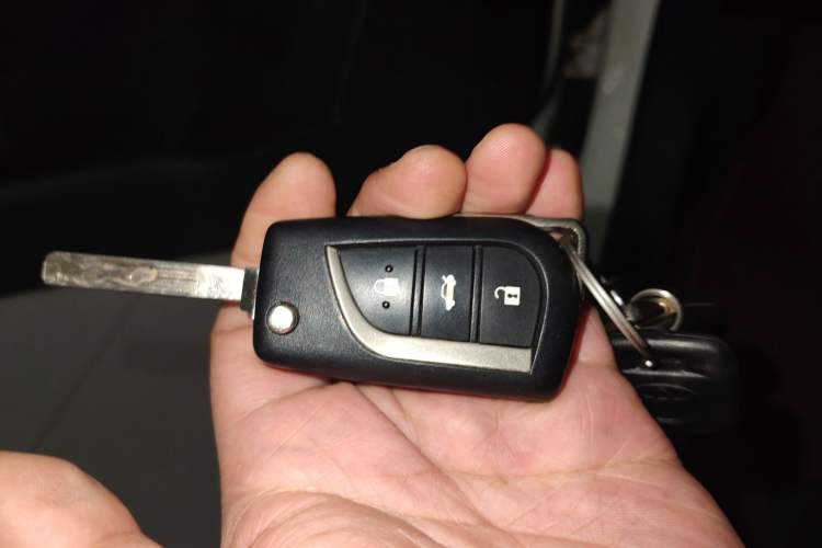 Used Toyota Corolla 2017 1.2T CVT GL Interior 1