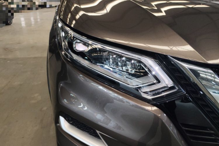 Used Nissan Qashqai 2022 2.0L CVT XV Premier Luxury Edition Right Front Headlight