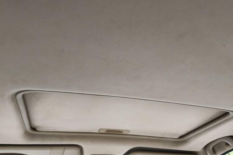 Used Baojun 730 2014 1.5L manual luxury trim 7 seats