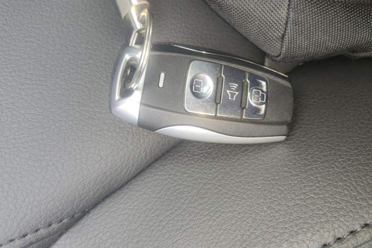 Used Haval H2 2017 Red-Label 1.5T Automatic Two-Wheel Drive Luxury Model