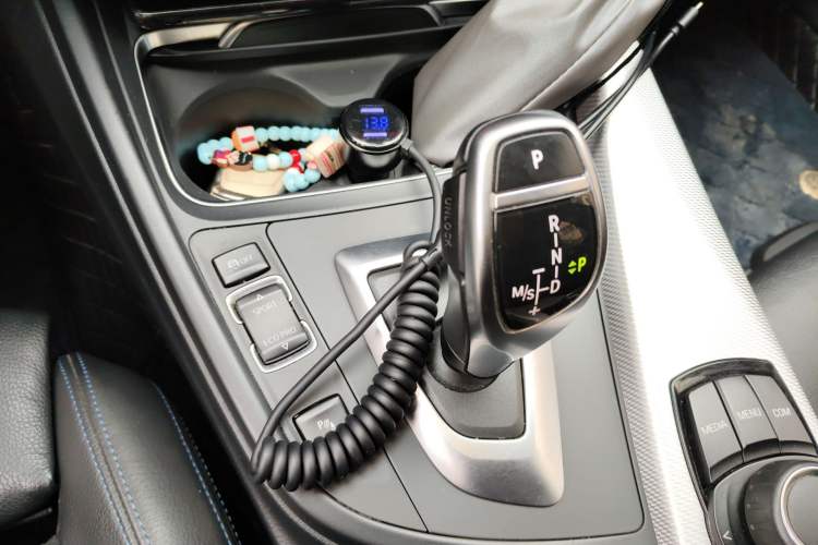 Used BMW 3 Series 2018 320i M Sport Package Gear Lever