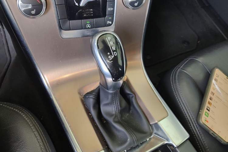 Used Volvo XC60 2016 T5 Smart Upgrade Model
