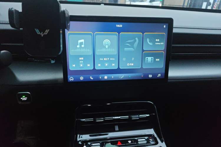 Used Wuling Xingguang 2024 Co-Creation Edition 410 Standard Model
