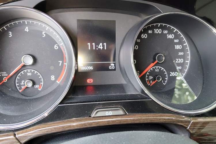 Used Volkswagen Touran 2016 Volkswagen Touran L 280TSI DSG Comfort Edition