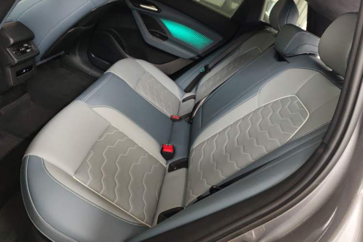 Used Audi Q6L e-tron 2026 First Launch Navigation Edition Left Rear Seat