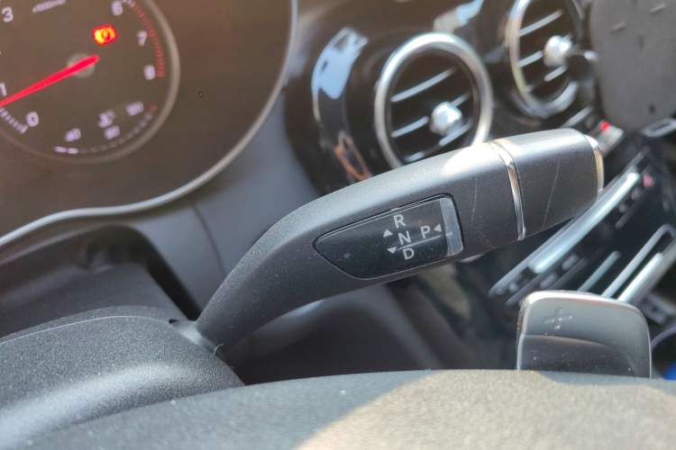 Used Mercedes-Benz C-Class 2015 C 200 Sport Edition 4MATIC