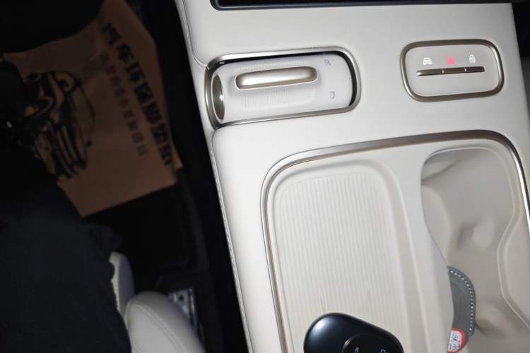 Used Nio ES6 2023 75 kWh
