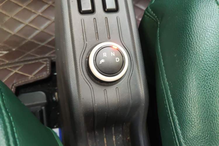 Used Wuling Hongguang MINIEV 2021 Macaron Premium Model – Lithium-NMC