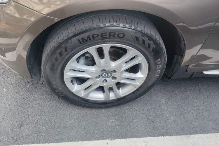 Used Volvo XC60 2016 T5 Smart Upgrade Model
