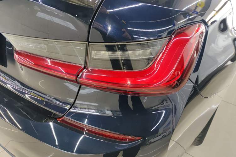 Used BMW 3 Series 2021 Second Facelift 325Li M Sport Night Edition Package