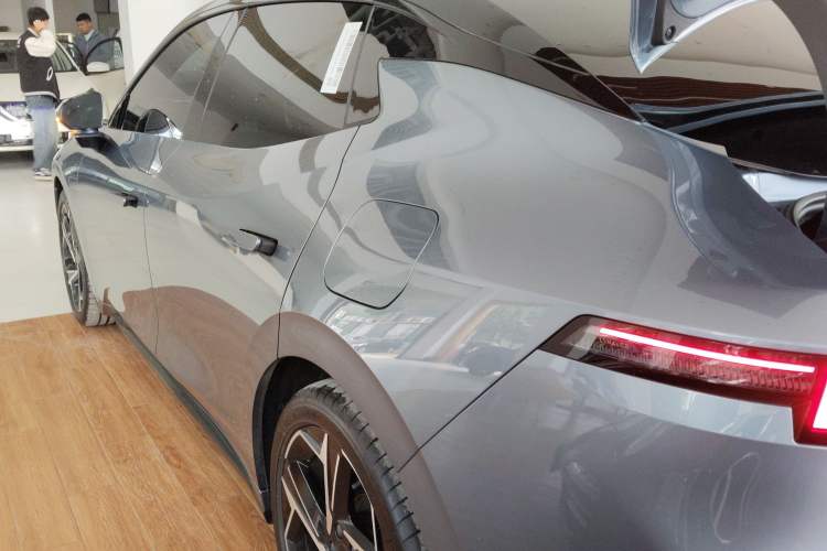 Used Lynk & Co 07 2024 EM-P 126 Long-Range Ultra
