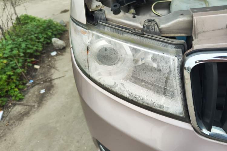 Used Jinbei Hiace X30 2019 1.5L Comfort Edition China VI SWC15M Right Front Headlight