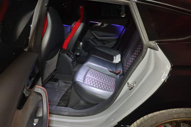 Used Audi RS 5 2022 RS 5 2.9T Sportback Dark Gold Edition
