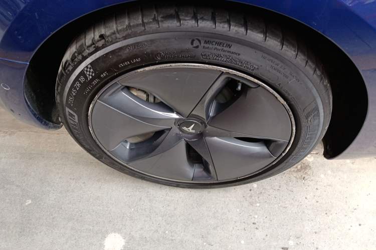 Used Tesla Model 3 2019 Standard Range Rear-Drive Upgraded Version