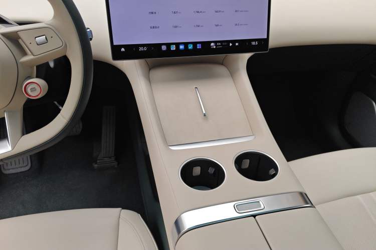 Used Xiaomi Auto YU7 2025 Ultra-Long Range High-Performance All-Wheel-Drive Max Edition Gear Lever