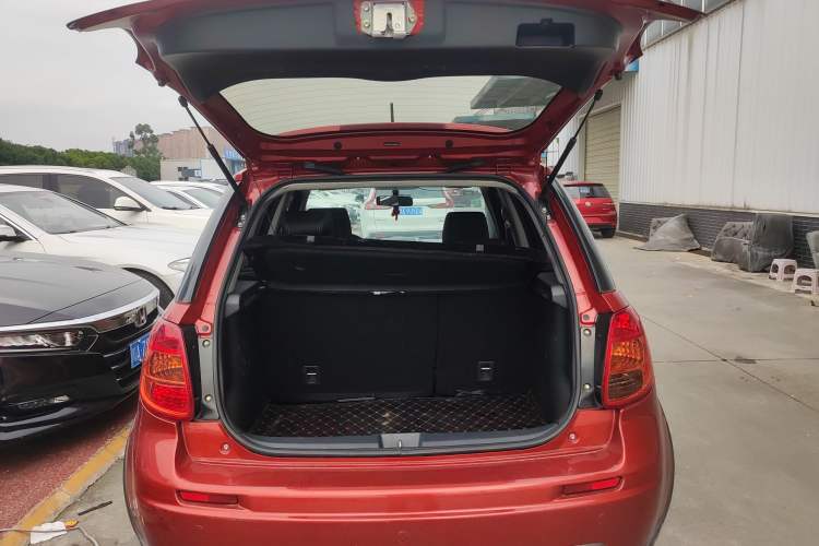 Used Suzuki SX4 2016 1.6L Automatic Classic Edition
