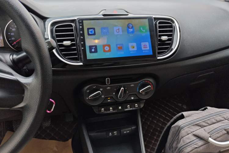 Used Kia Pegas 2019 1.4L Manual Value Edition National VI Standard Audio And AC Panel