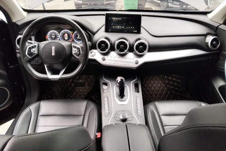 Used Wey VV7 2019 Upgraded Model 2.0T Ultra-Luxury Version China V Standard