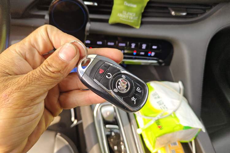 Used Buick Enclave 2022 652T Two-Wheel-Drive Prestige 7-Seater