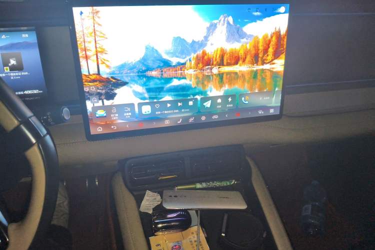 Used Formula Leopard 5 2023 Explore Edition
