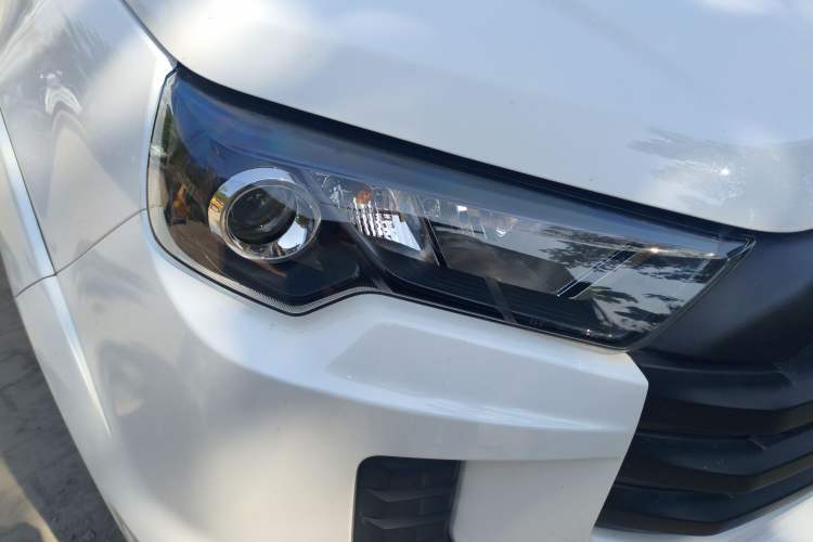 Used JMC Baodian 2023 2.5T Diesel Two-Wheel Drive Comfort Edition Long Wheelbase JX4D25A6L
